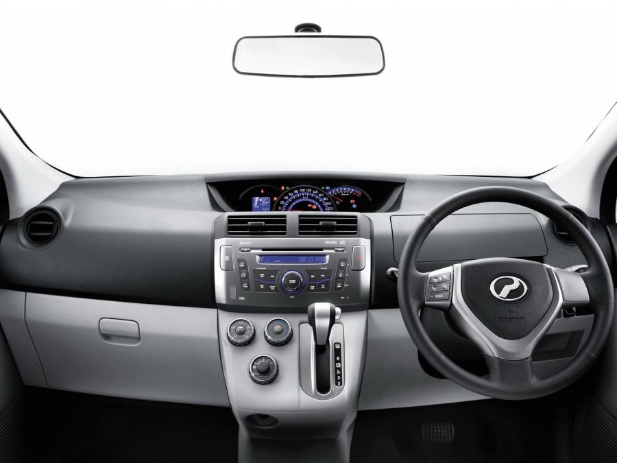  Perodua Alza 2009 года  (фото 7 из 18)